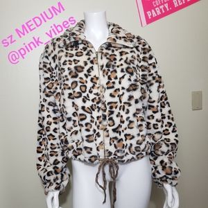 NWT VS PINK M Leopard Faux Fur Jacket